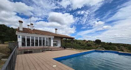 30 min from Madrid ideal for family reunions, retreats, workshops ....