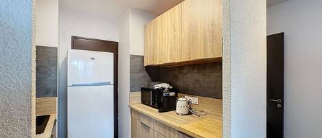 Fridge, microwave, dishwasher