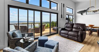 Flatrock Ocean View Sauna 3B 3.5BA