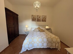 2 bedrooms, desk, travel crib, WiFi