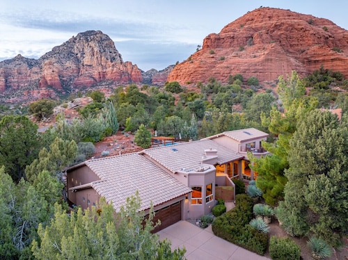 Sugarloaf Views w/ Heated Pool, Spa, Theater