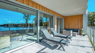 Charming apartment, lake view, WiFi and air conditioning in Giżycko.