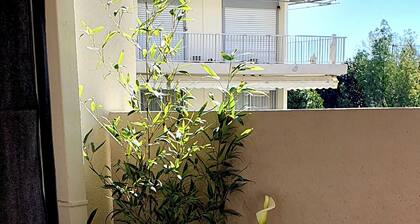 Apartment 2 pers Residence PISCINE Mandelieu La Napoule Beaches 15mn walk