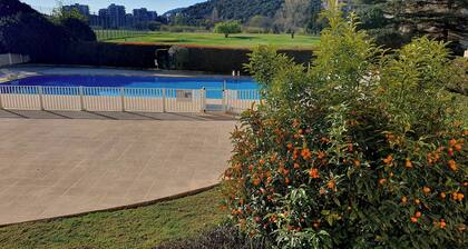 Apartment 2 pers Residence PISCINE Mandelieu La Napoule Beaches 15mn walk