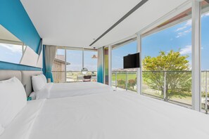 Deluxe Quadruple Room | Soundproofing, free WiFi, bed sheets - BoxDuoDuo (Wujie)
