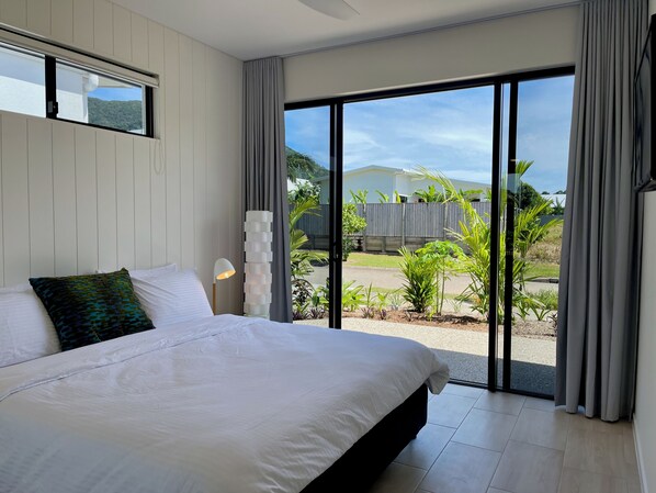 2 chambres, fer et planche à repasser, accès au Wi-Fi (inclus)