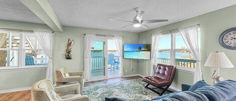 Apartment, Mehrere Betten, Poolzugang (The Perfect Spot) | Wohnbereich