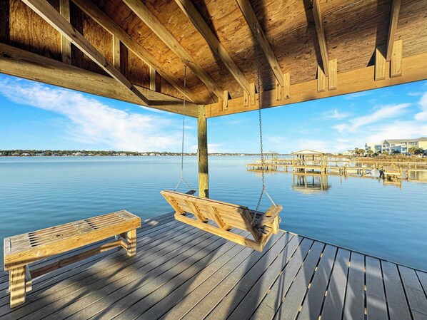 Property grounds - The Perfect Spot Condo for 8! (Gulf Shores)