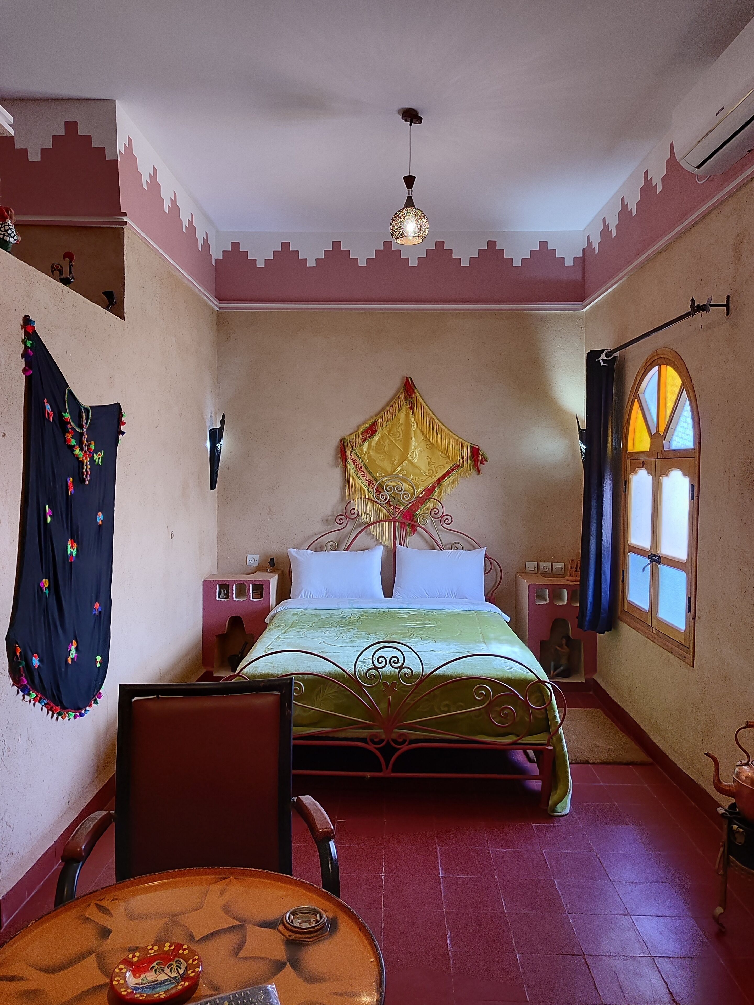 1 camera, ferro/asse da stiro, Wi-Fi, lenzuola