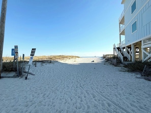 Tæt på stranden