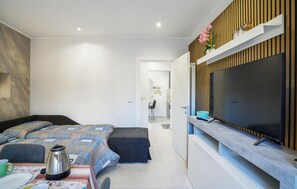 2 slaapkamers, een strijkplank/strijkijzer, gratis wifi, beddengoed