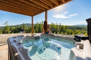 Baignoire à remous extérieure