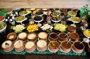 Bữa sáng buffet