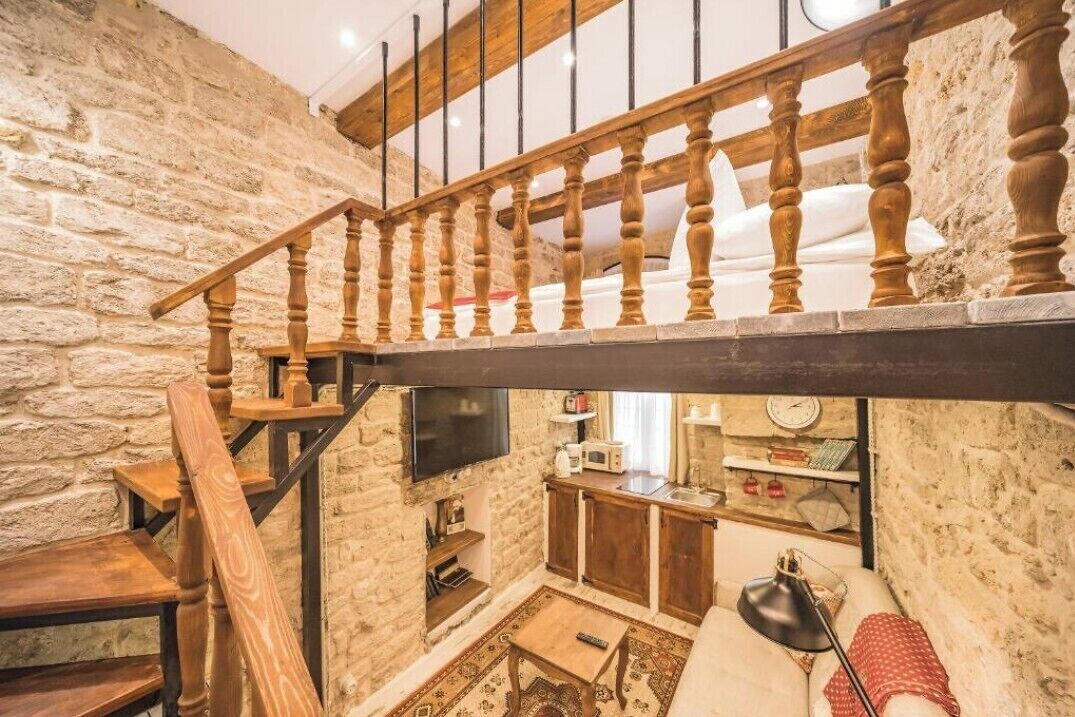 家庭複式房屋, 城市景觀 | 高級寢具、迷你吧、客房內保險箱、書桌