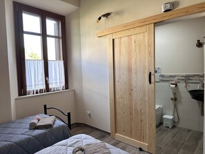 2 Schlafzimmer, kostenloses WLAN, Bettwäsche, Rollstuhlgeeignet