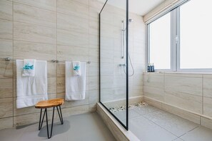 Hair dryer, towels - Private 3BRVillaClose2BEST Beaches 2 Pools NatureV (Noord)