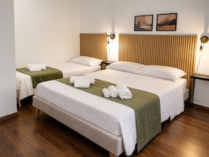 Triple Room, Private Bathroom - Zurria Rooms (Catania)