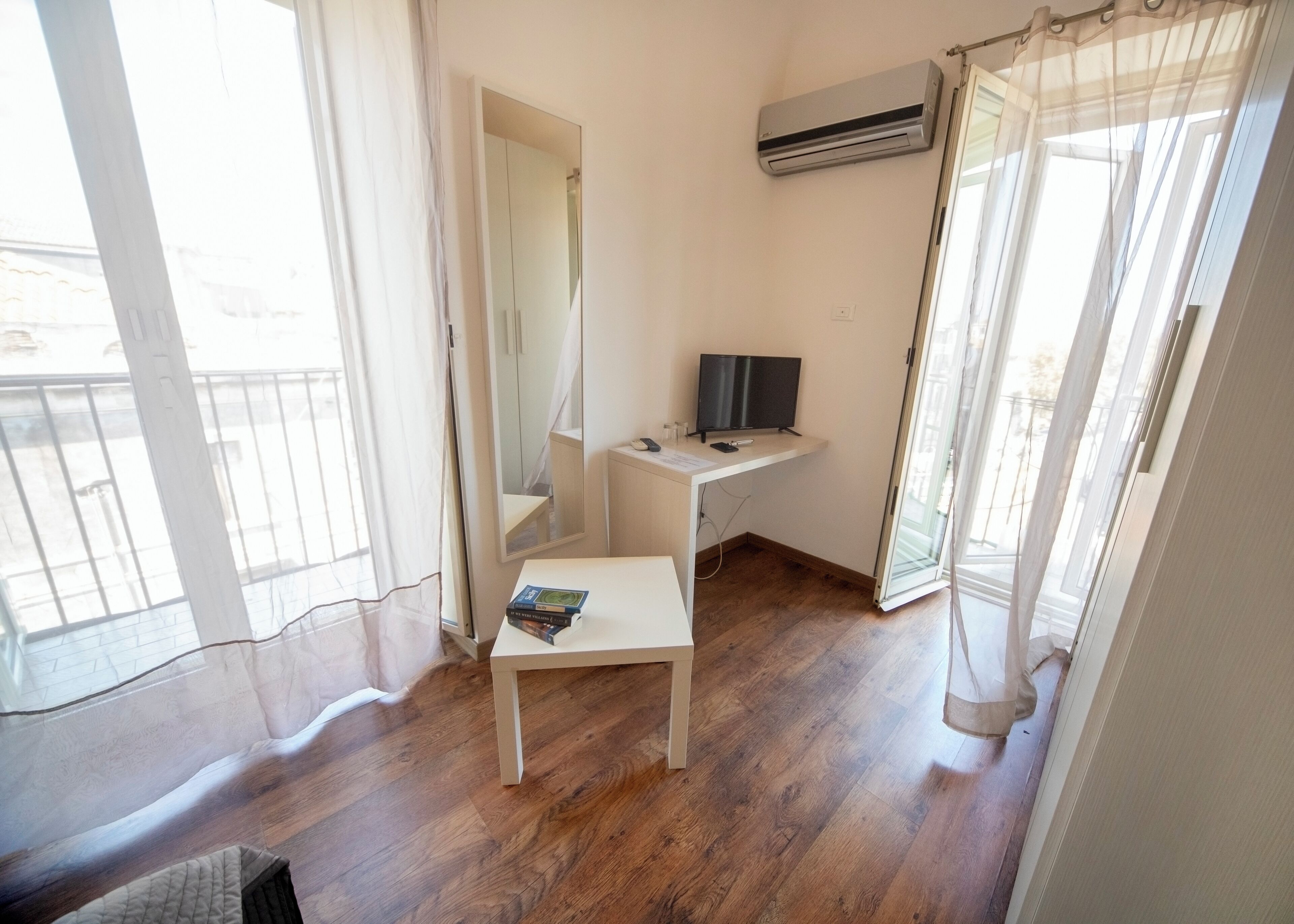 Photo - Zurria Rooms