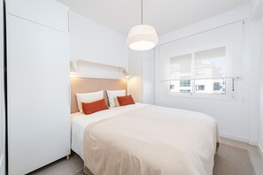Comfort Apartment, City View | 2 bilik tidur, peralatan tempat tidur premium, gebar bulu kapas 
