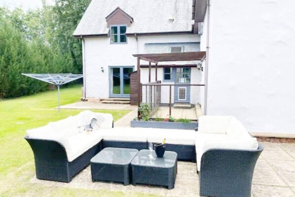 House | Terrace/patio