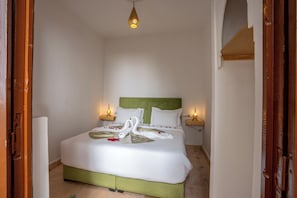 Basic Double Room | Free WiFi