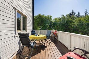 屋外ダイニングエリア