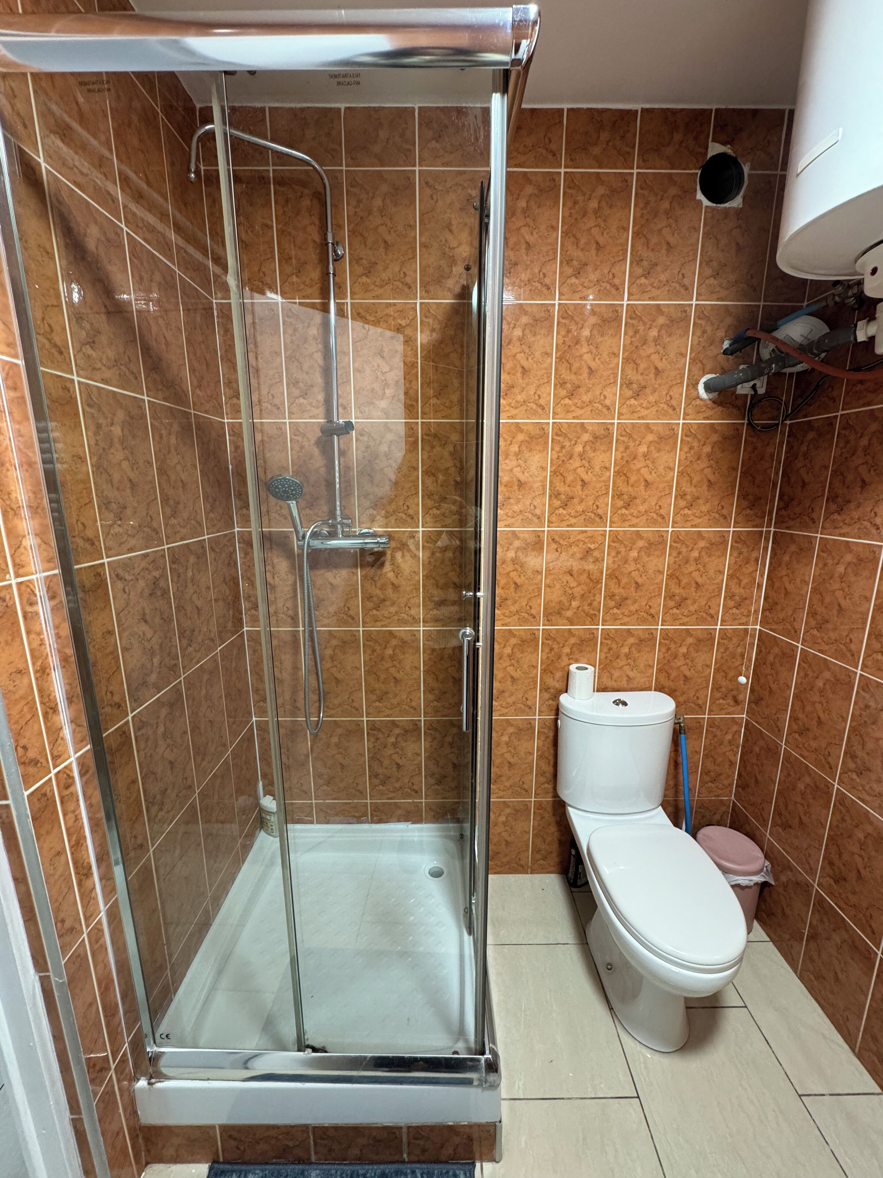 Handtücher, Toilettenpapier