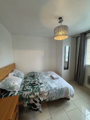 1 bedroom, WiFi, bed sheets - Cozy studio for 2 - Near Paris (15 min), CDG Airport, Stade-de-France (Montmagny)