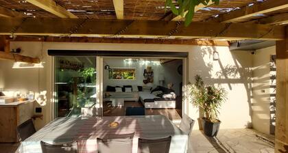 "La VILLA GRIMAUDE" : villa coup de coeur ! piscine, terrasse, cuisine d'été,...