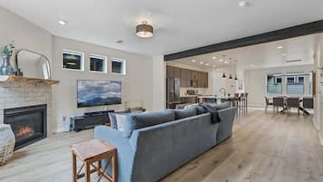 TV, fireplace, offices