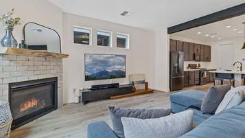 TV, fireplace, offices