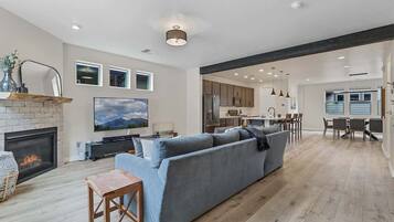 TV, fireplace, offices