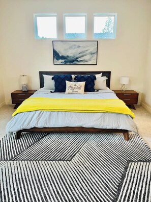 3 bedrooms, travel cot, WiFi, bed sheets
