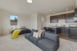 4 habitaciones, escritorio, cuna de viaje y wifi