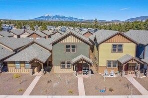 Exterior - Spacious Pine Retreat with Fire Pit (Flagstaff)