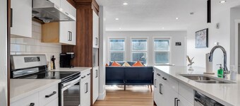Spacious 3BR|2.5Bth | Free parking in Saddle Ridge