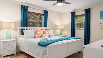 4 slaapkamers, een strijkplank/strijkijzer, wifi, beddengoed