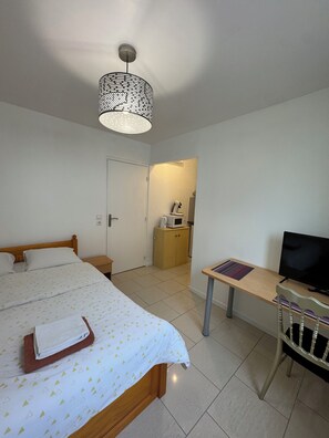 1 quarto, Wi-Fi, roupa de cama