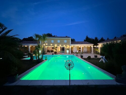 Villa T6 d'exception entre Toulouse et Carcassonne, Vue imprenable Pyrénées