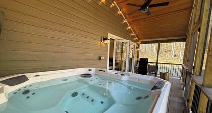The Foxwood Cabin | Hot Tub, Screened Porch, Grill