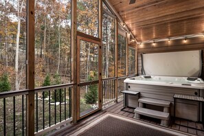 Bain à remous intérieur