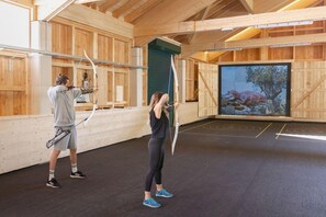 Maison | Terrain de sport