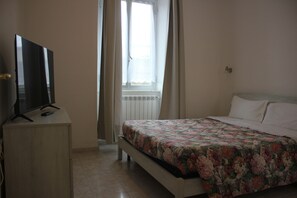2 chambres, fer et planche Ă repasser, Wi-Fi, draps fournis