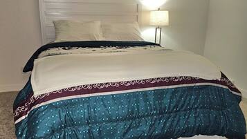 4 bedrooms, iron/ironing board, free WiFi, bed sheets