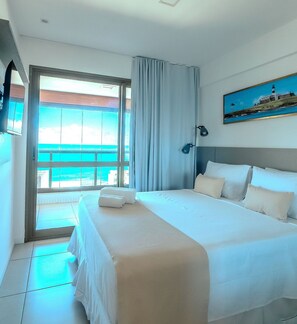 1 bedroom, iron/ironing board, Internet, bed sheets - Fully equipped apartment near Barra Beach (Salvador)