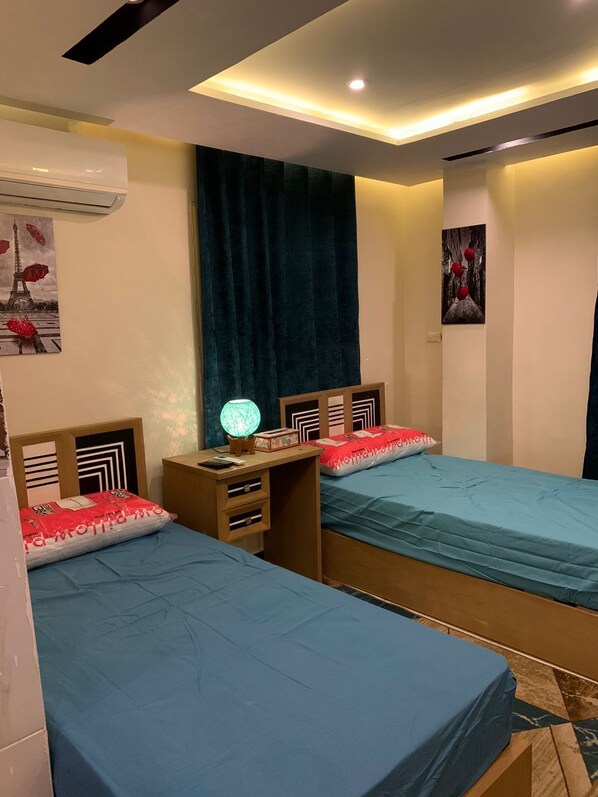 2 bedrooms, WiFi - Charming 2-bedroom studio in delightful 6th of October City with WiFi, AC (6th of October City)