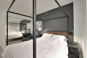 2 Schlafzimmer, Schreibtisch, Bügeleisen/Bügelbrett, WLAN
