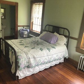 5 chambres, fer et planche à repasser, Wi-Fi gratuit, draps fournis