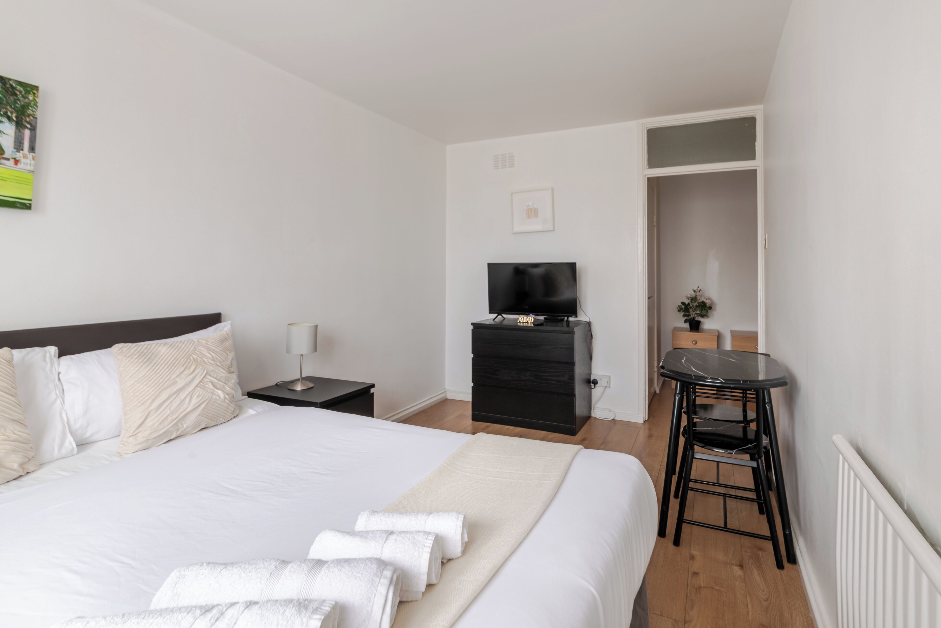 2 間睡房、熨斗/熨衫板、Wi-Fi、床單