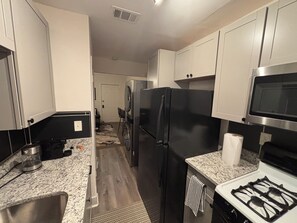 Private kitchen - Charming 2 Bed @ the Heart of Atlanta (Atlanta)